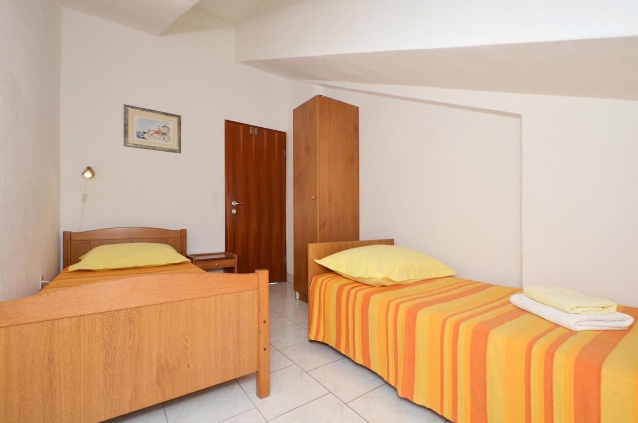Apartments By The Sea Slatine, Ciovo - 12176 外观 照片