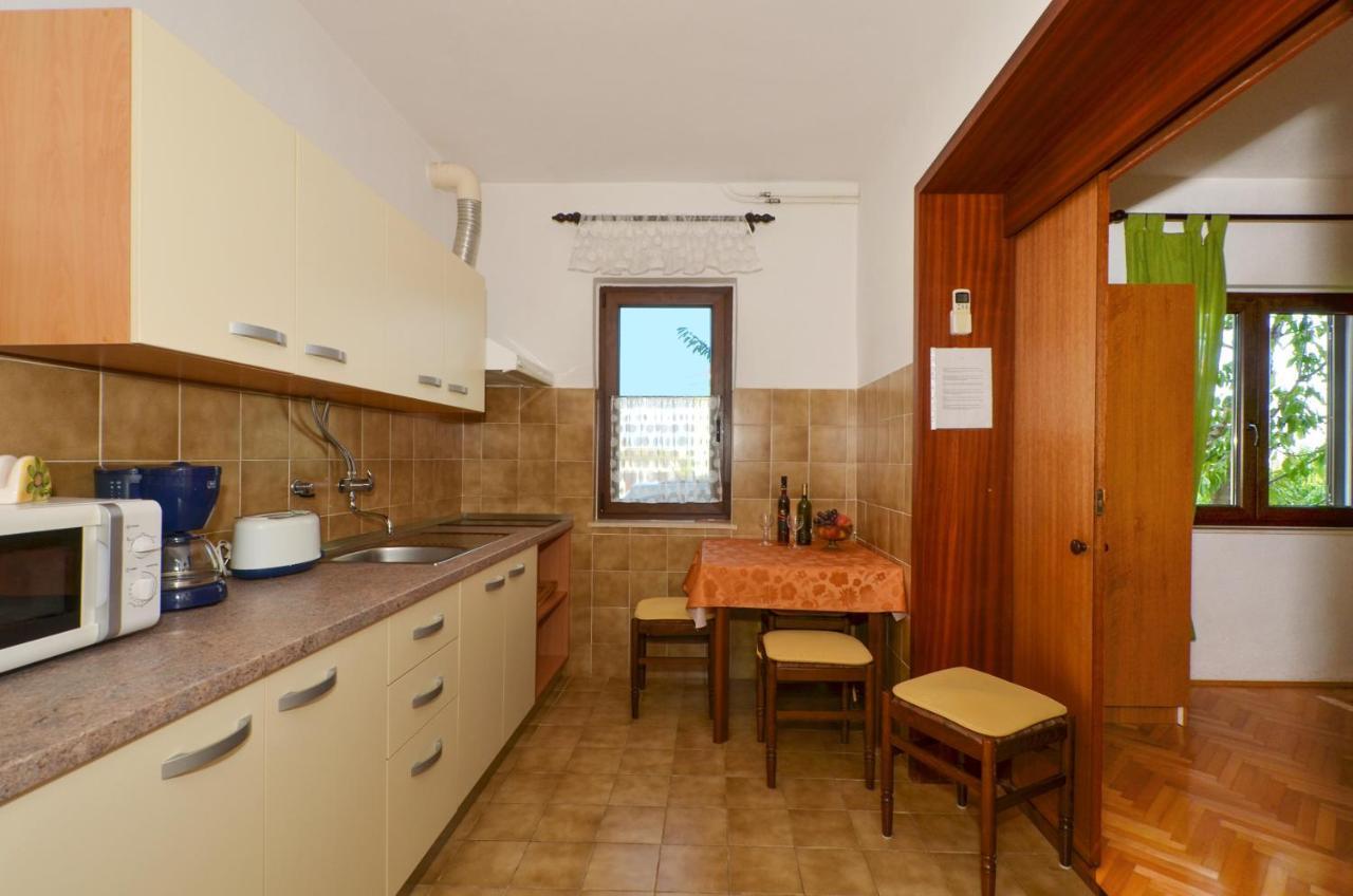 Apartments By The Sea Slatine, Ciovo - 12176 外观 照片