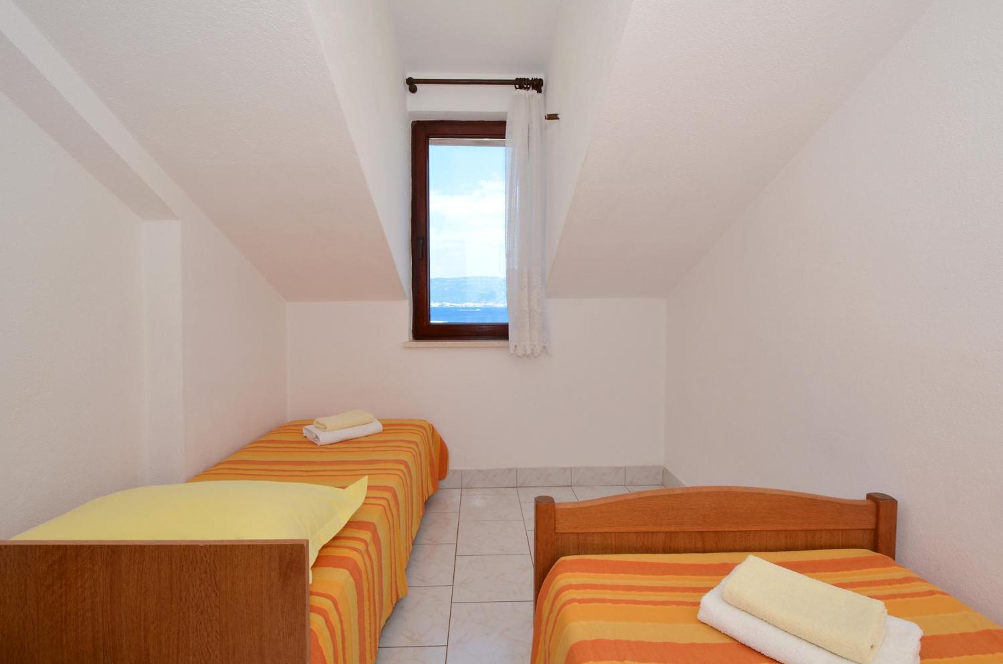 Apartments By The Sea Slatine, Ciovo - 12176 客房 照片