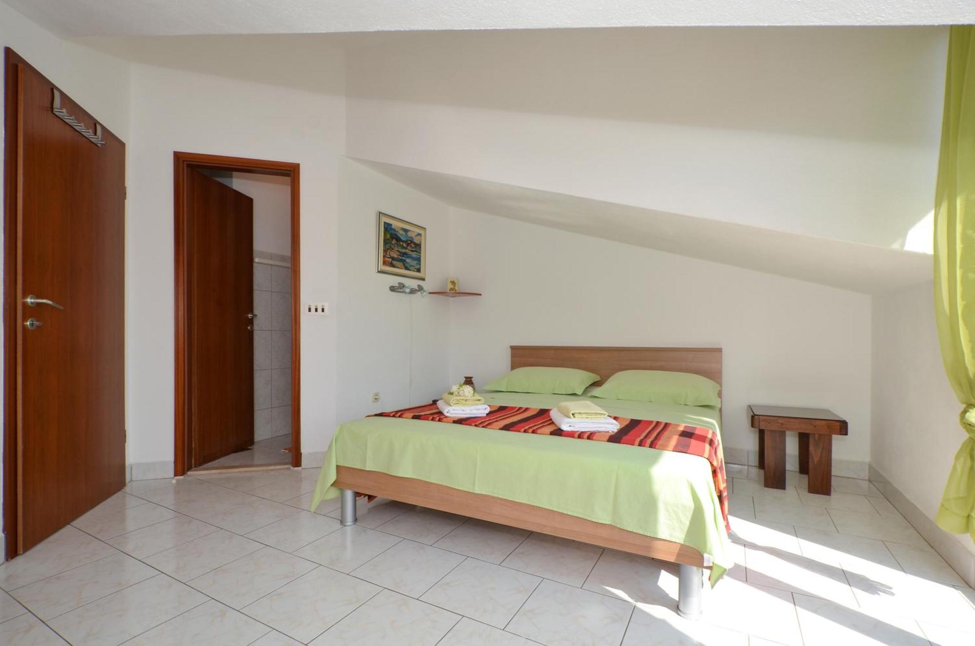 Apartments By The Sea Slatine, Ciovo - 12176 客房 照片